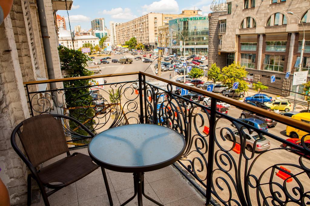 Mini hotel Non-Stop Kiev Esterno foto
